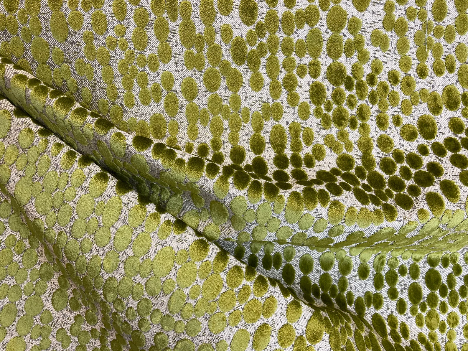 Finch Peridot - Cut Velvet