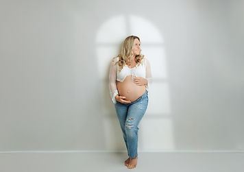 Best Maryland in home baby photographer, baby photography Maryland, baby portraits near me Maryland, baby photos