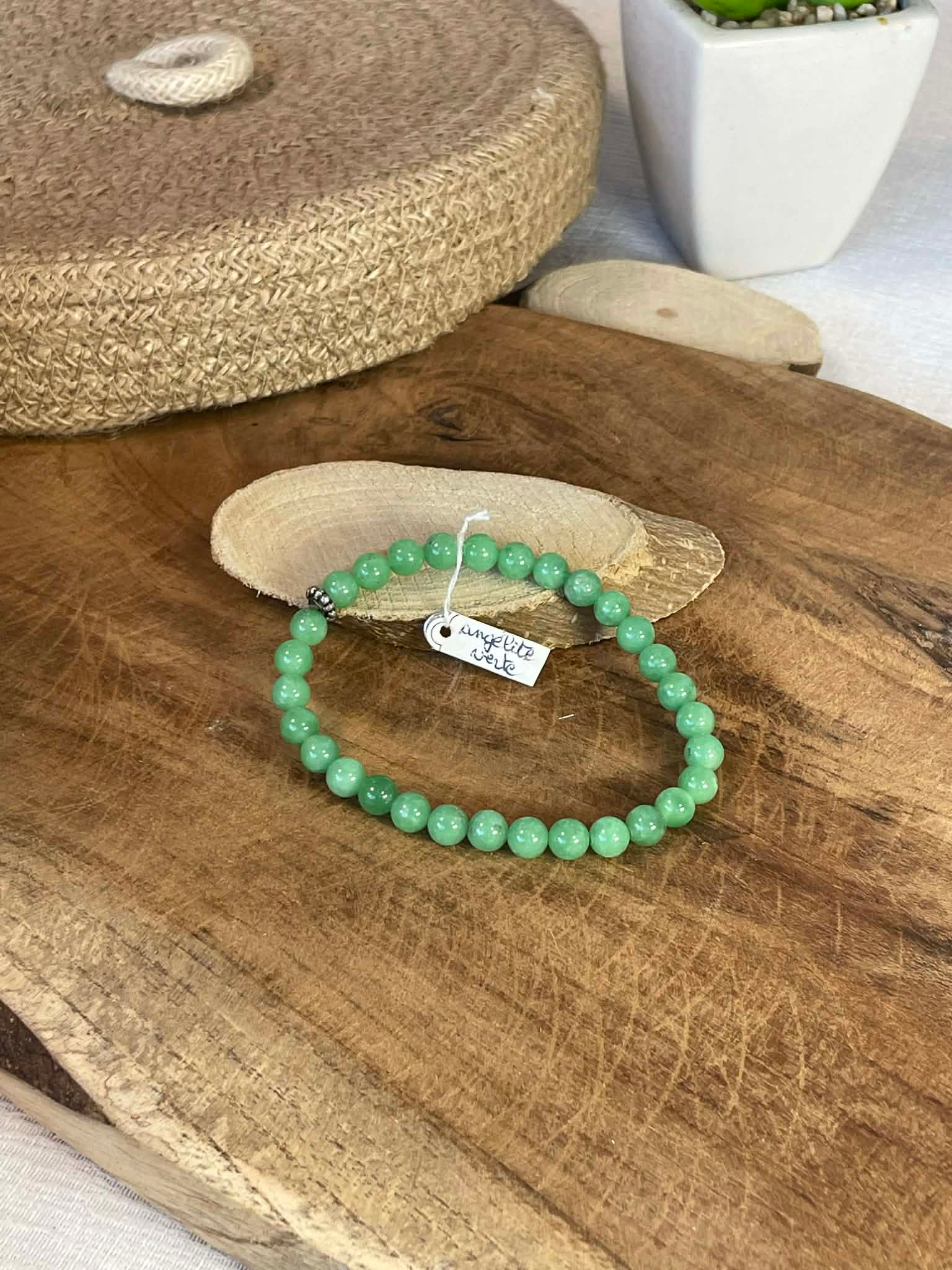 Bracelet Perle angélite verte 0.5cm