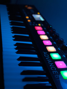Akai Advance 61 Keyboard Controller