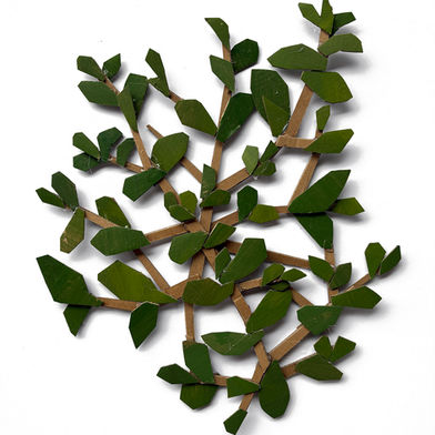 sculpture of foliage made of Painted cardboard