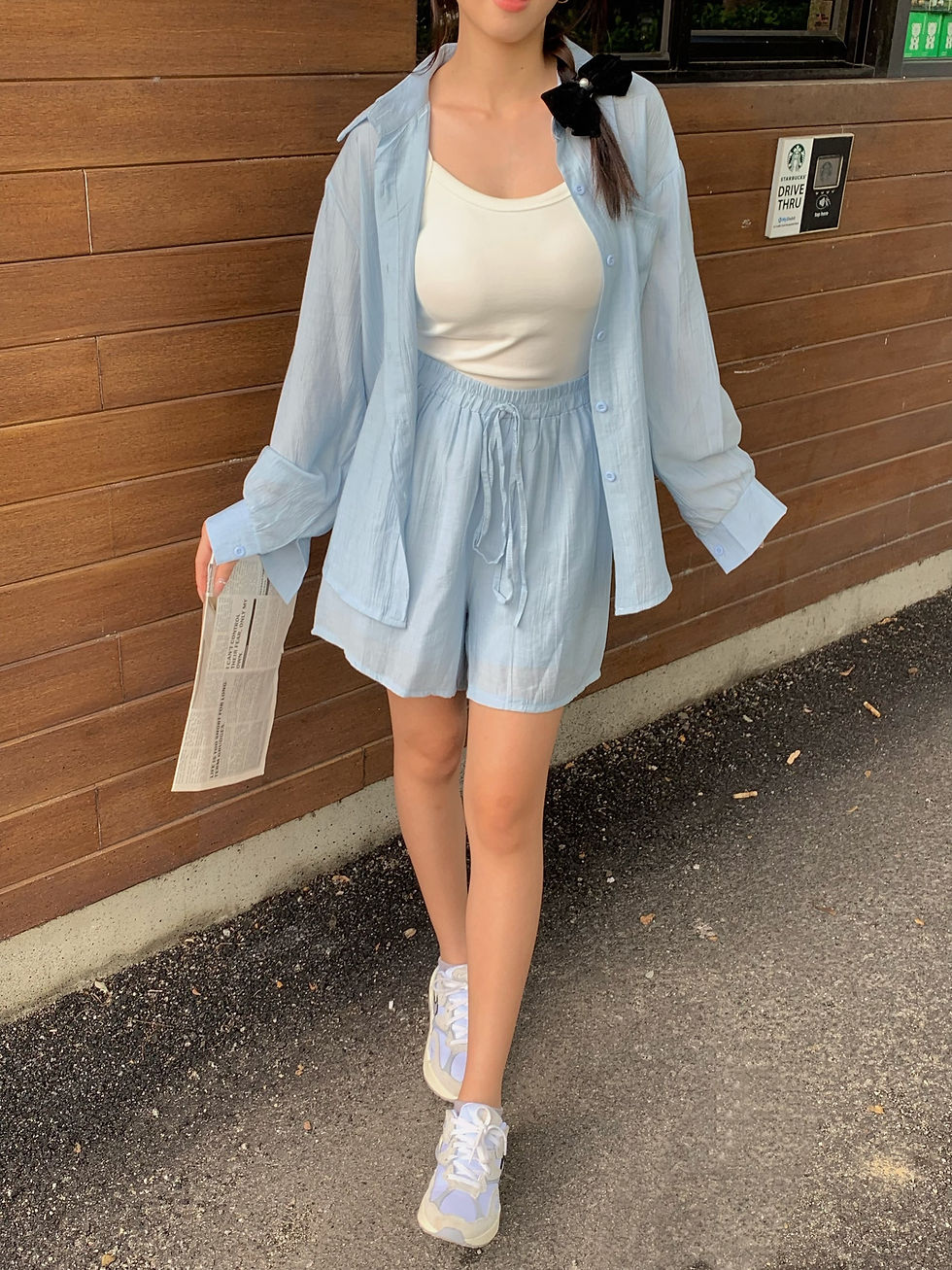 Thumbnail: Cloudy Airy Set