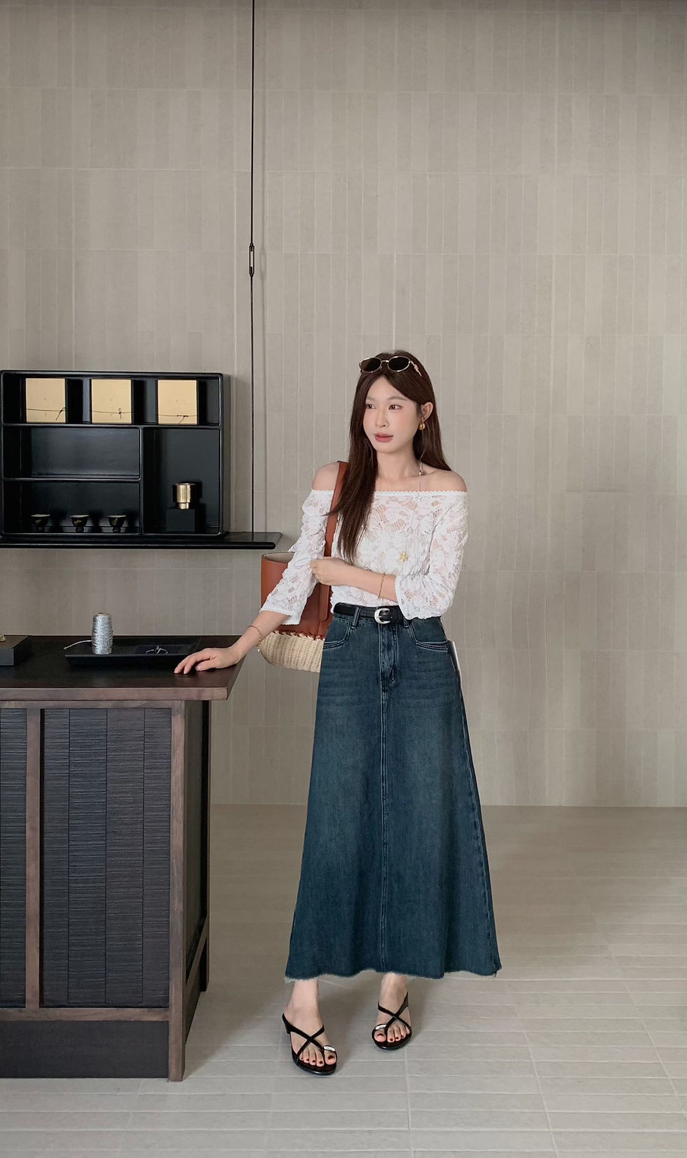 Thumbnail: Midi Denim Skirt [ Free Belt ]