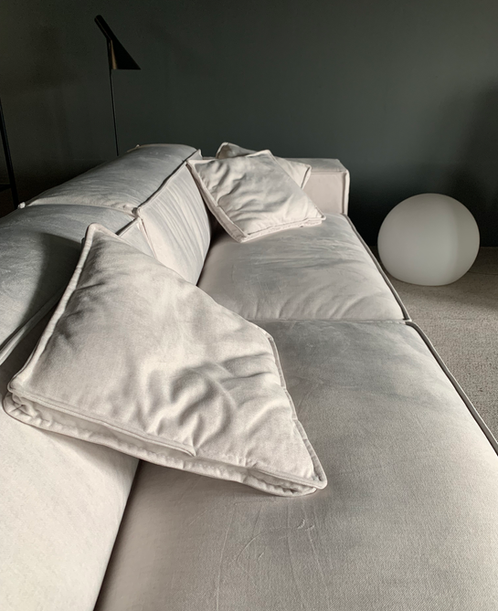 Дизайнерский диван