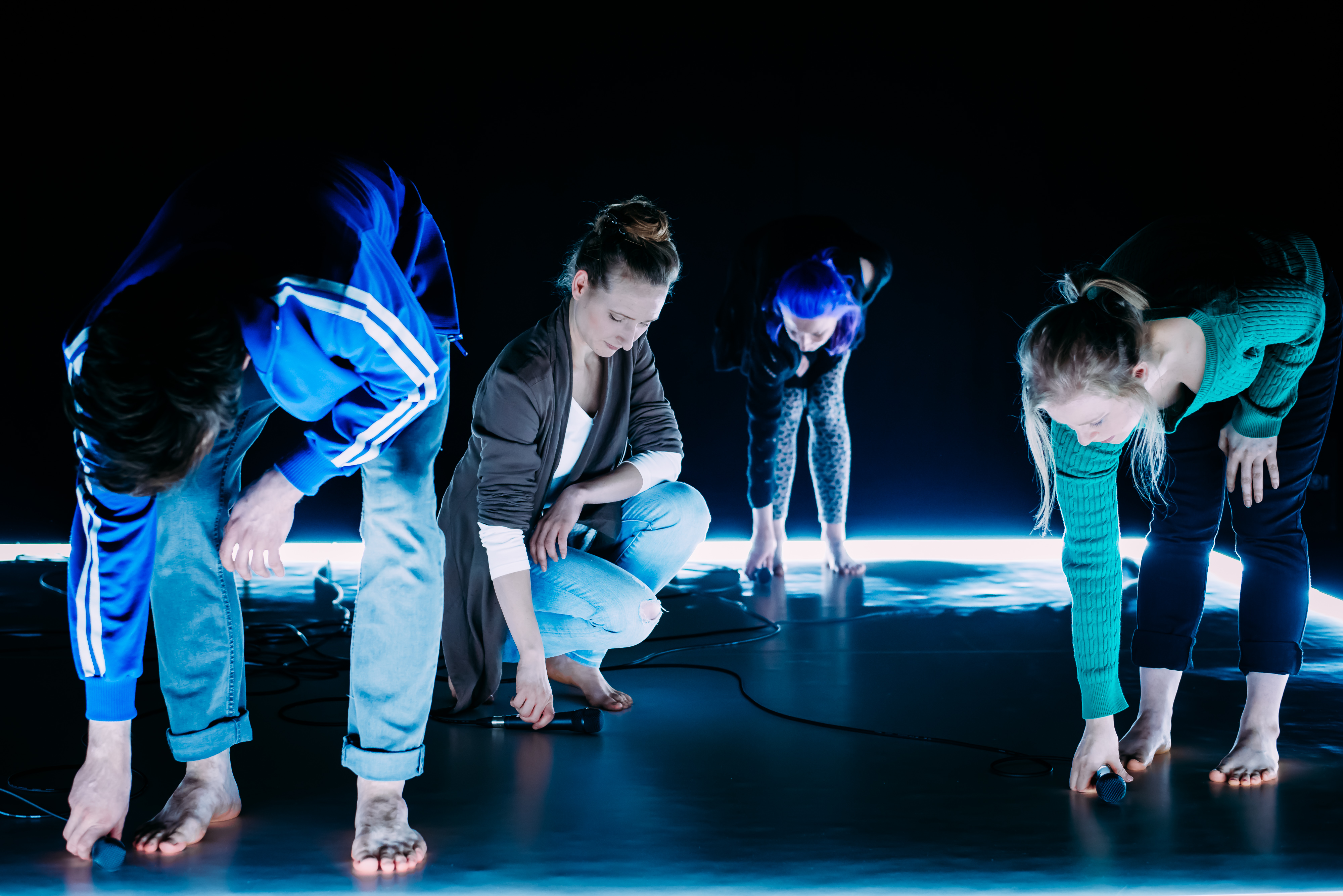 BLACKOUT by Mark Jeary(photo by Mihaela Bodlovic)