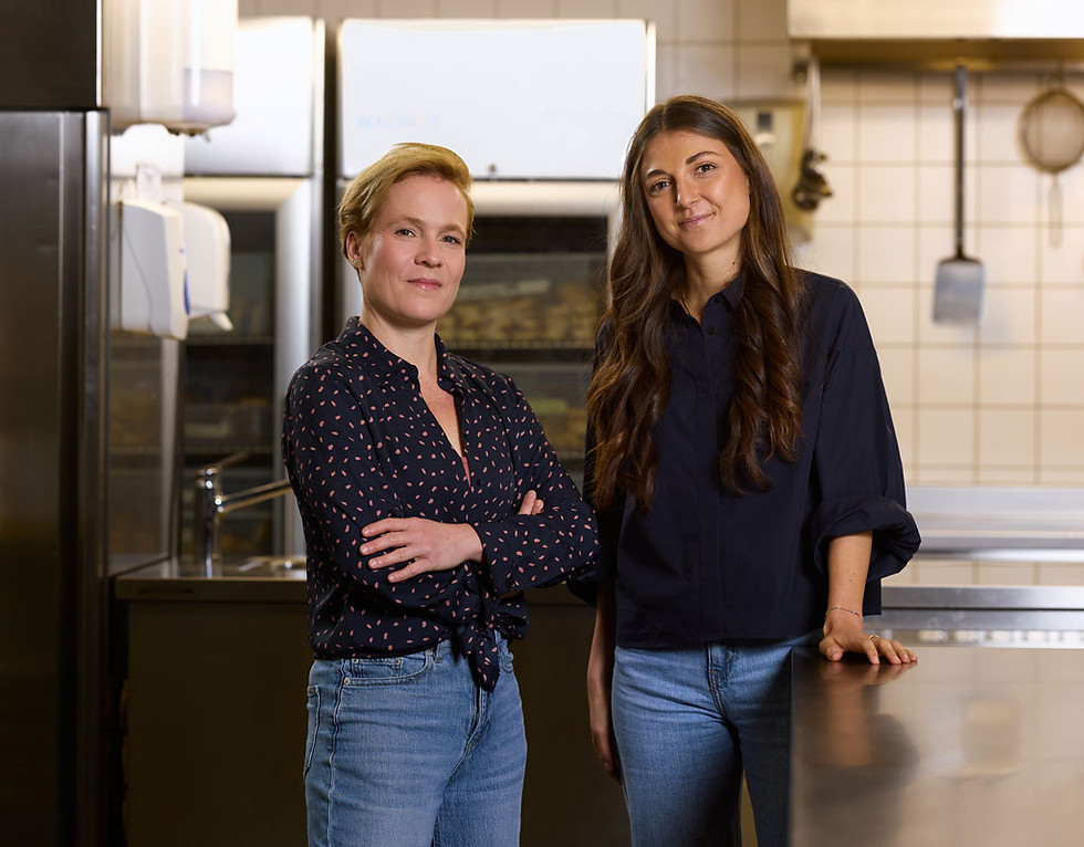 Das Team von Underbara Bullar in Bern – Noomi Bauer und Aline