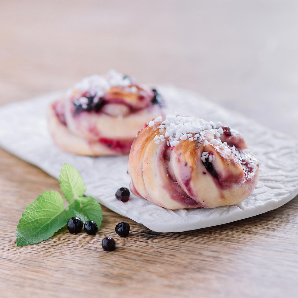 Beeren-Frischkäse-Bullar von Underbara Bullar in Bern