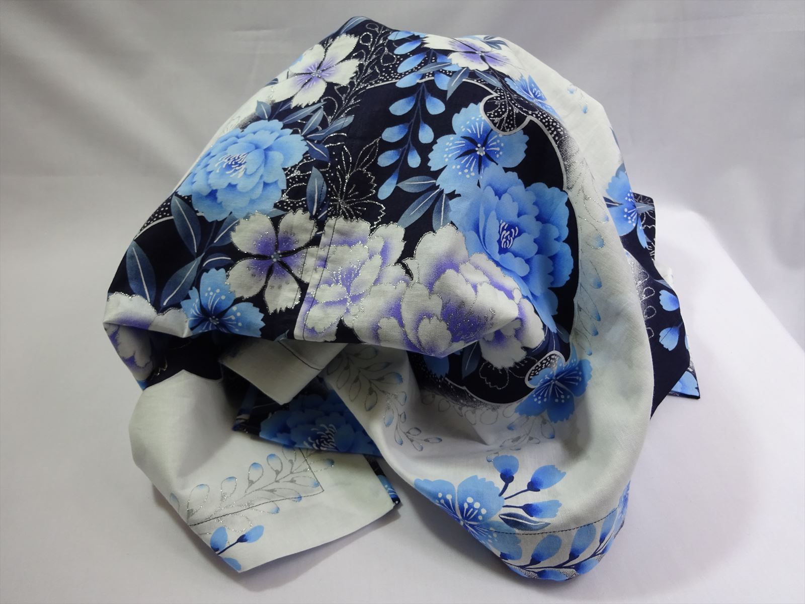 [170cm x 60cm] Blue/White Peony & Cherry-blossom