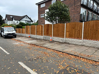 fencing-groundworks-north-west-cheshire-wirral-northwales-lj-groundworks (2).jpeg