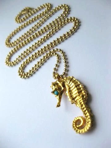 Thumbnail: Sea Horse Pendant