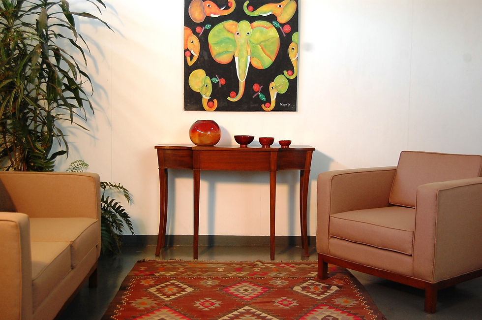 Thumbnail: Contemporary hallway table