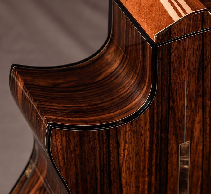 caton-sullivan-malaysian-blackwood-italian-spruce-64-18 - Copy.jpg