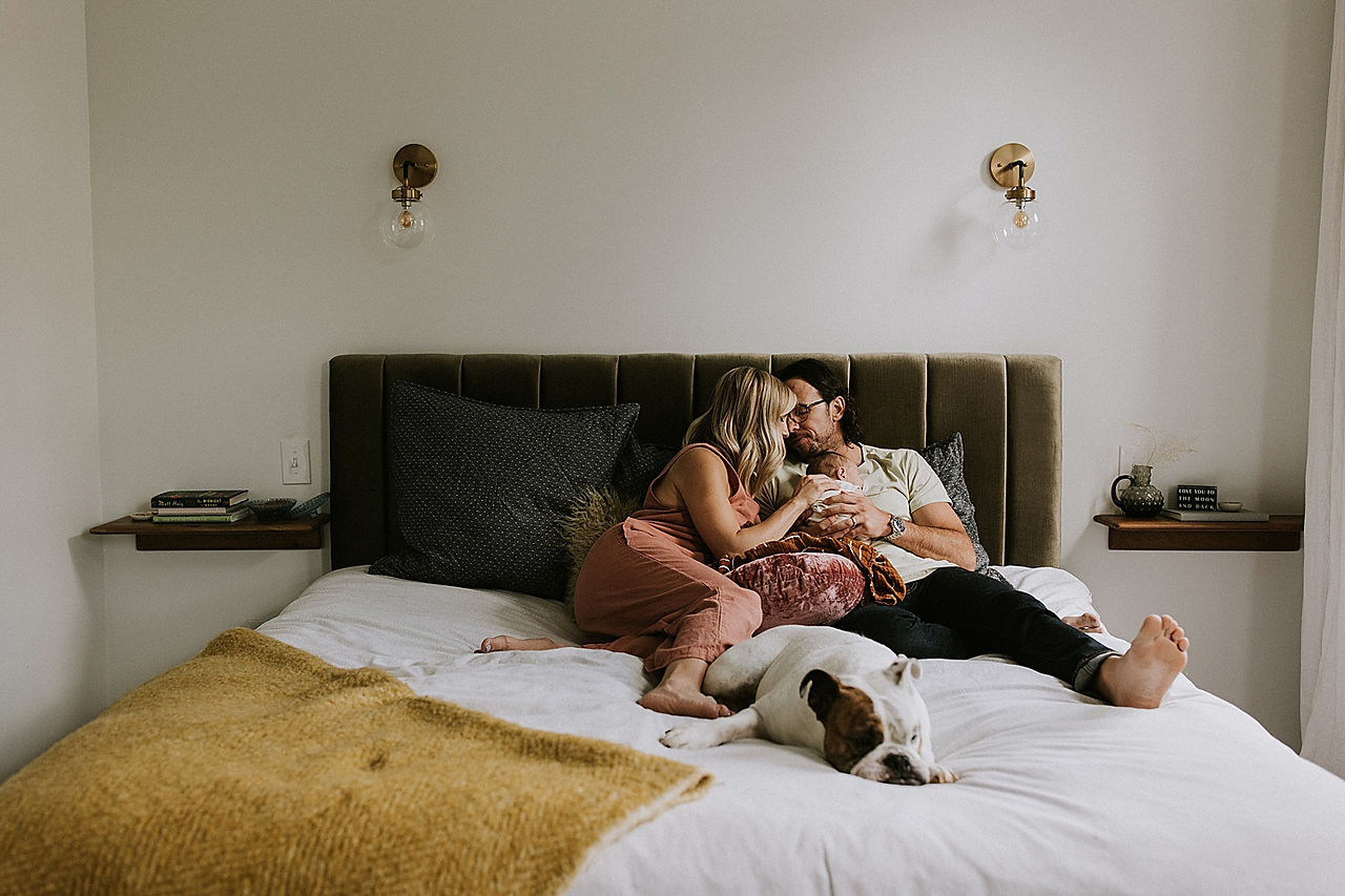 At home family photographers in Pittsburgh