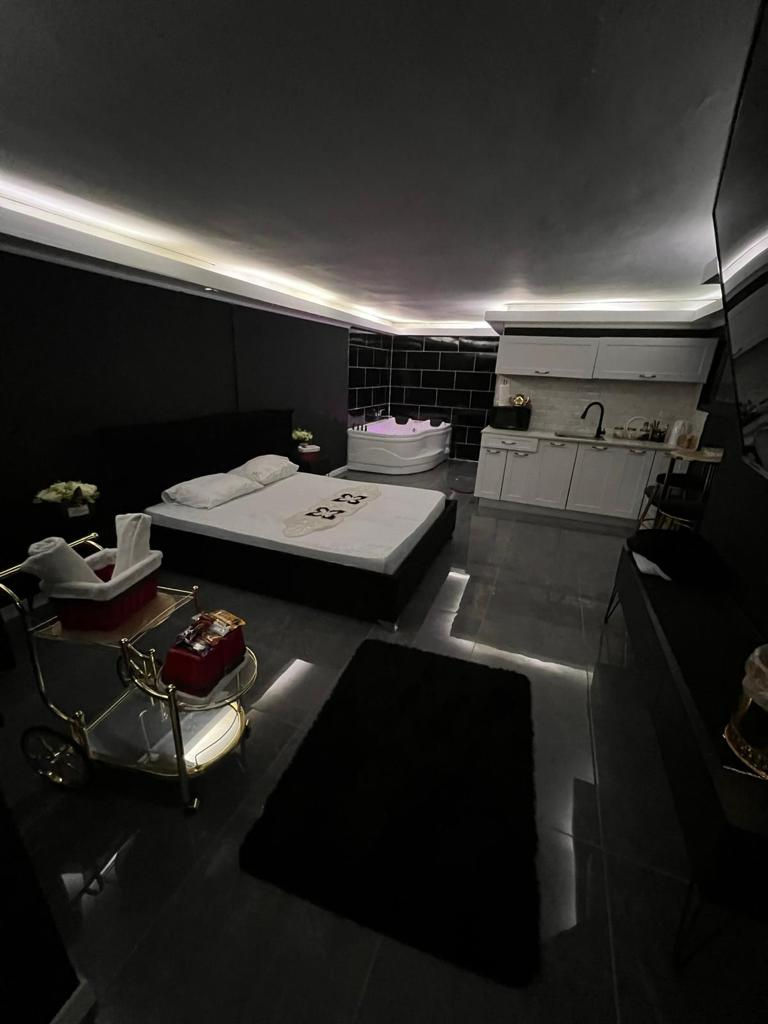 חדרים לפי שעות בעפולה עם כניסה וחנייה פרטית