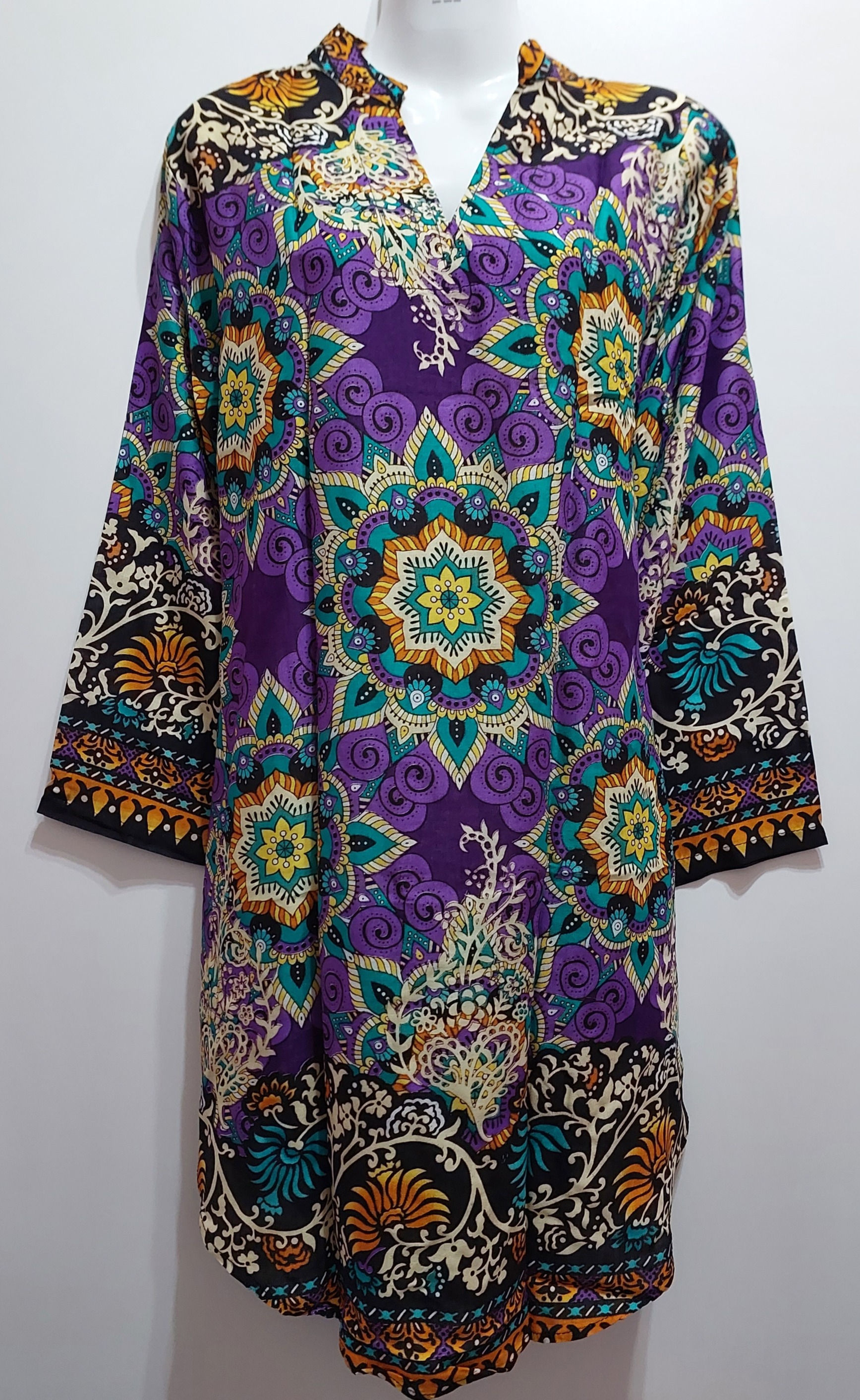 Stunning Ladies Thailand Long sleeveTop