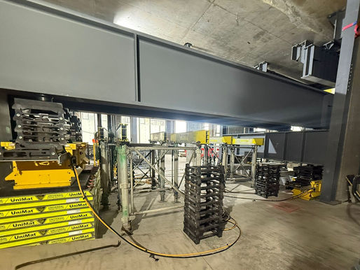 Enerpac Cube Jacks Enable Complex Multi-beam Lift In Restricted Height Environment 