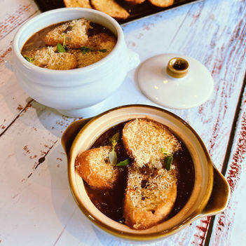 Elevated French onion soup