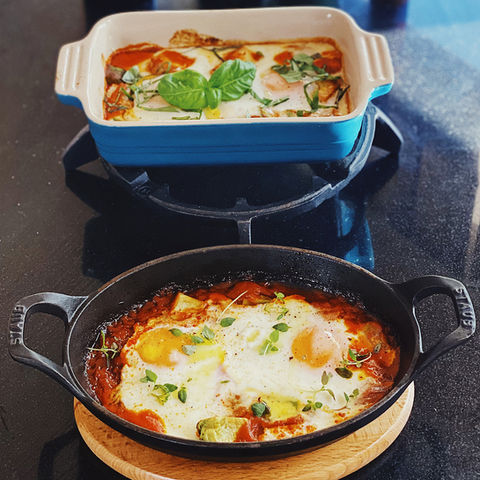 Baked egg breakfast
