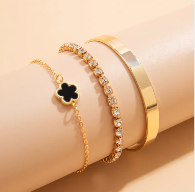 Punk Rhinestone Chain Clover Bracelet