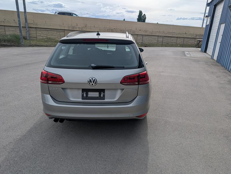 Thumbnail: 2014 Volkswagen Golf Wagon
