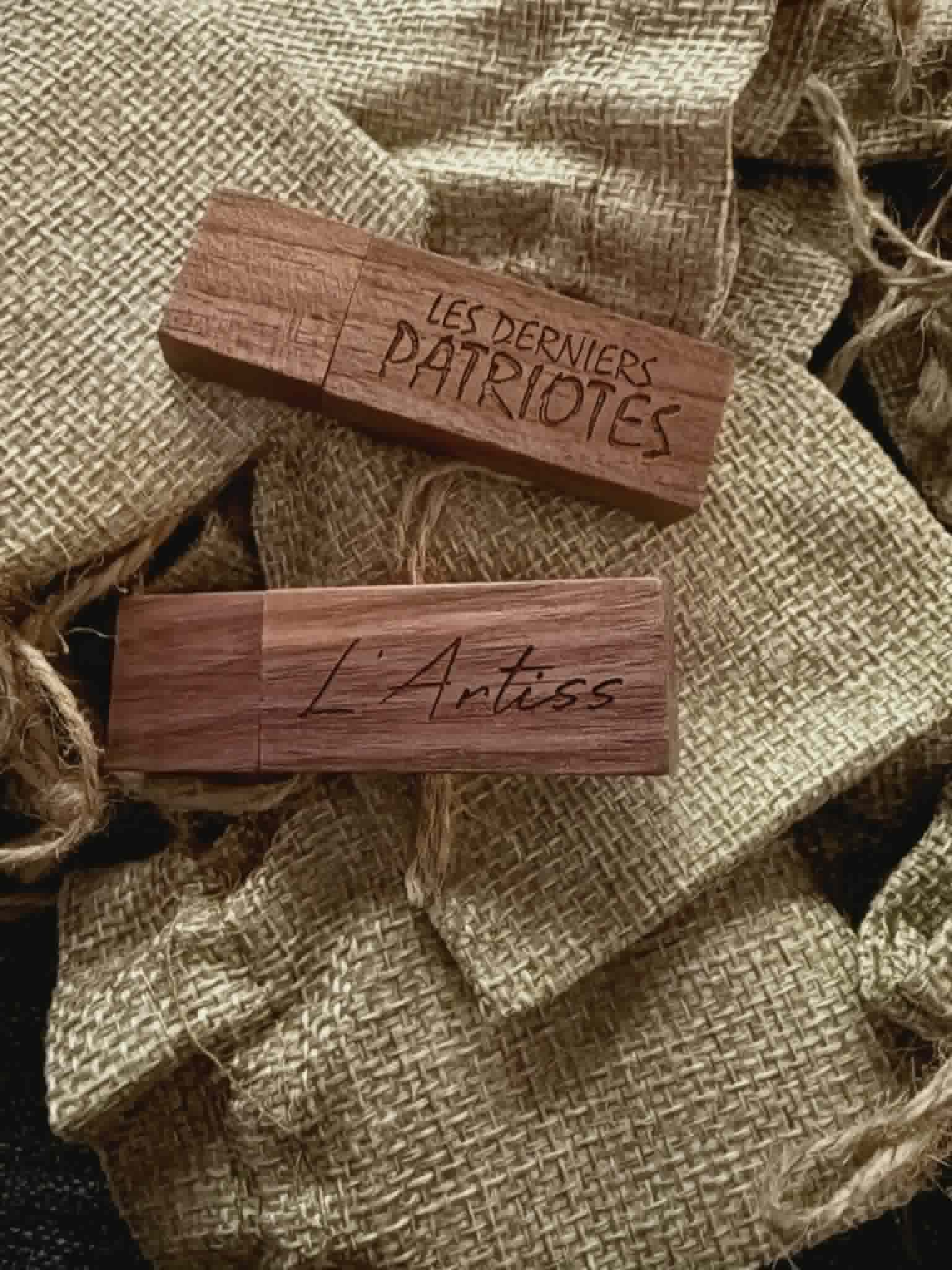 Livre Audio Les Derniers Patriotes Clé USB