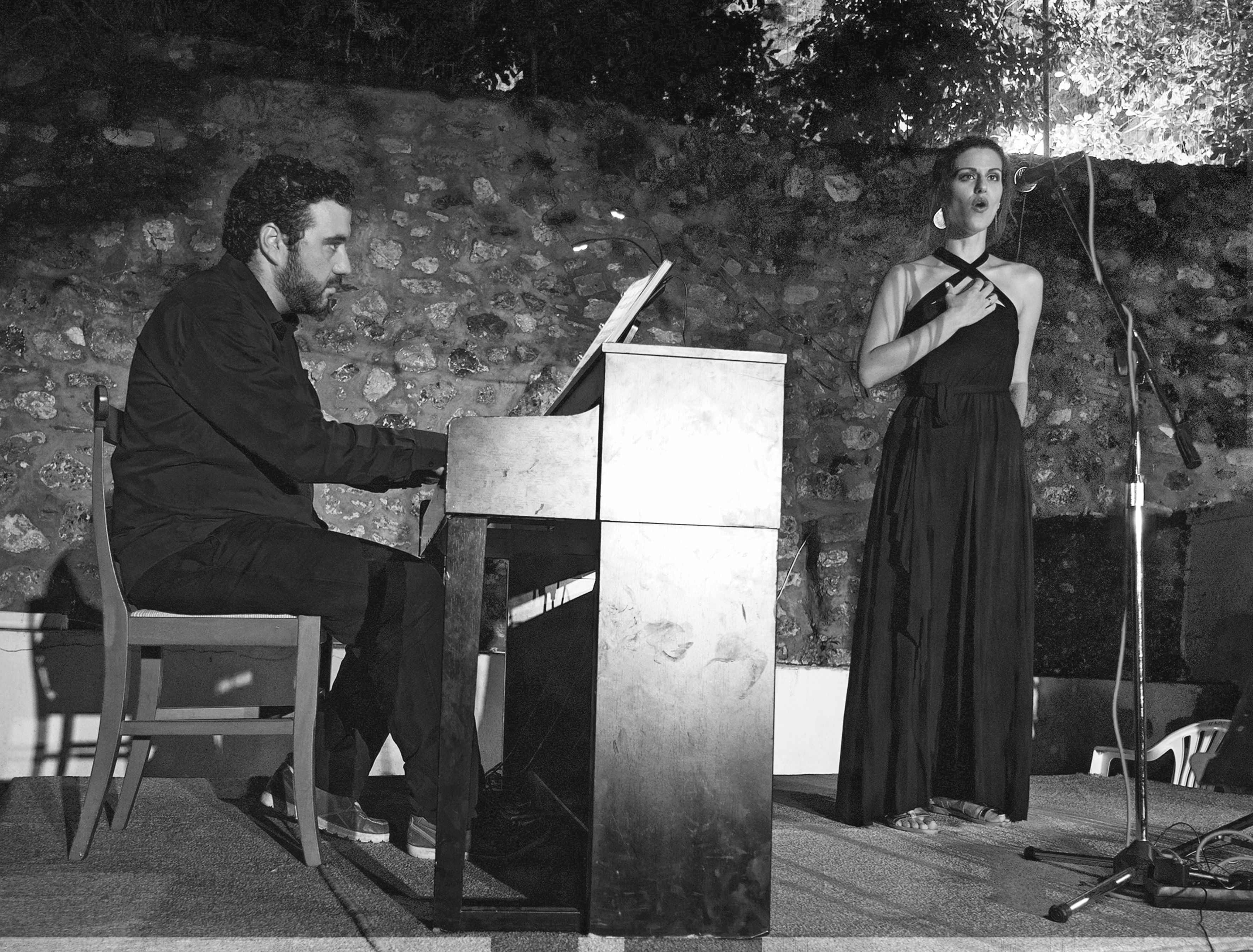 Singing with Perfect Words