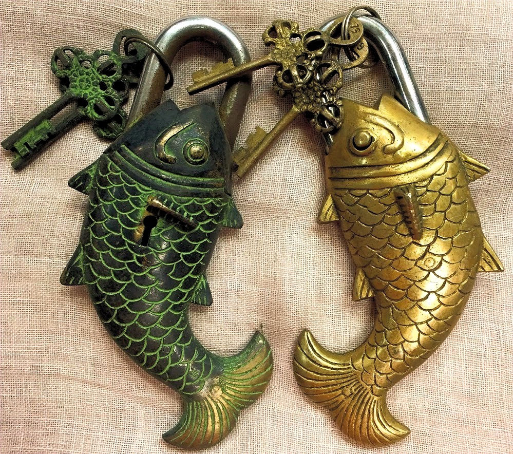 Tibetan Tempel Brass Locks - Fish