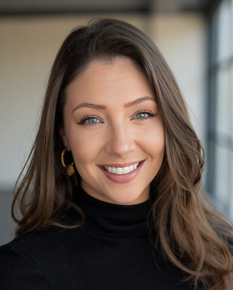 Headshot1.jpg