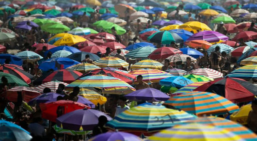 Brasileños festejan Día de la Independencia abarrotando sus playas en plena pandemia del coronavirus