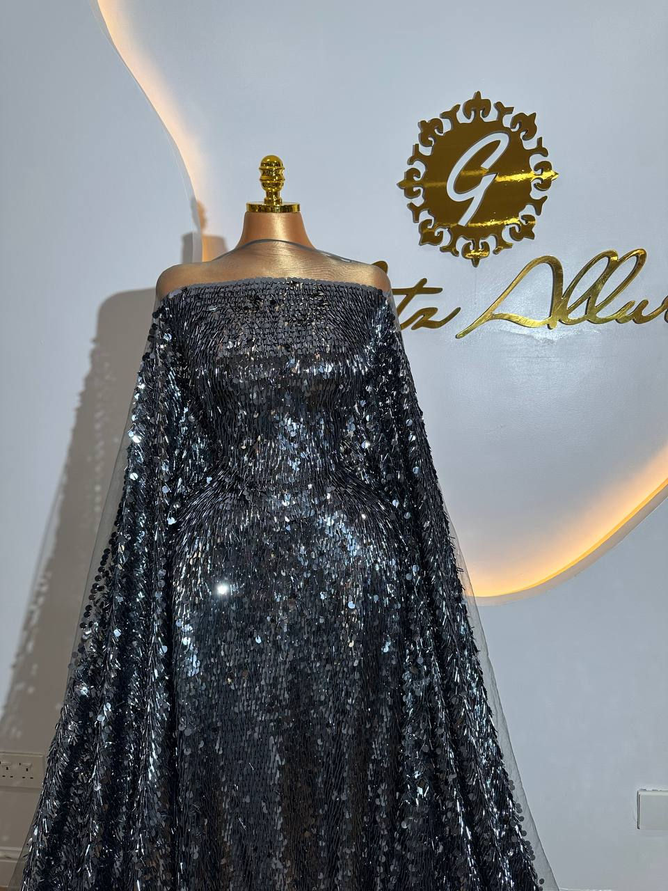 Thumbnail: THIN LONG SEQUINNED LACE