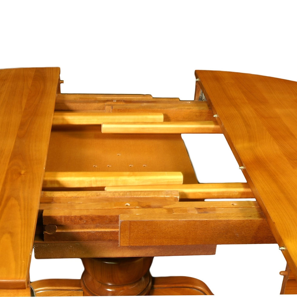 Thumbnail: ouverture de la table ronde pied central en merisier pour les 2 rallonges