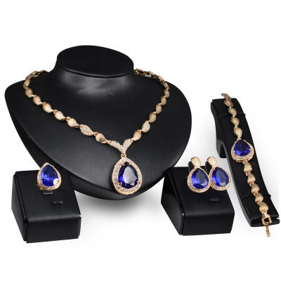 Miniatura: 2018 Fashionable Statement Necklace and Earring Set