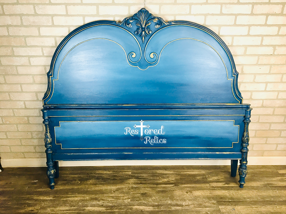 Thumbnail: Beautiful Blue 4 piece Dresser Set / with mirror 
