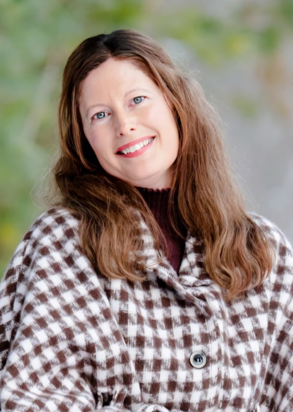 Writer: Kelly Deslauriers