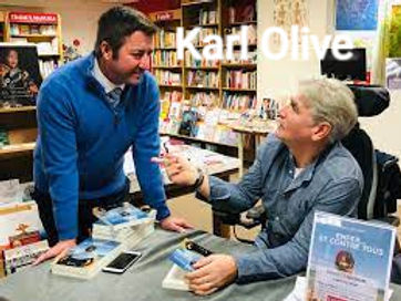 téléchargé_edited.jpg