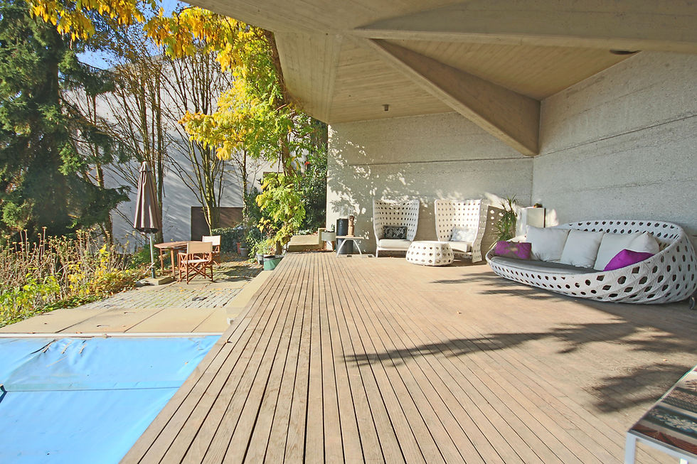 LINZ-Pöstlingberg: Lichtdurchflutete Architektenvilla mit traumhafter Aussicht