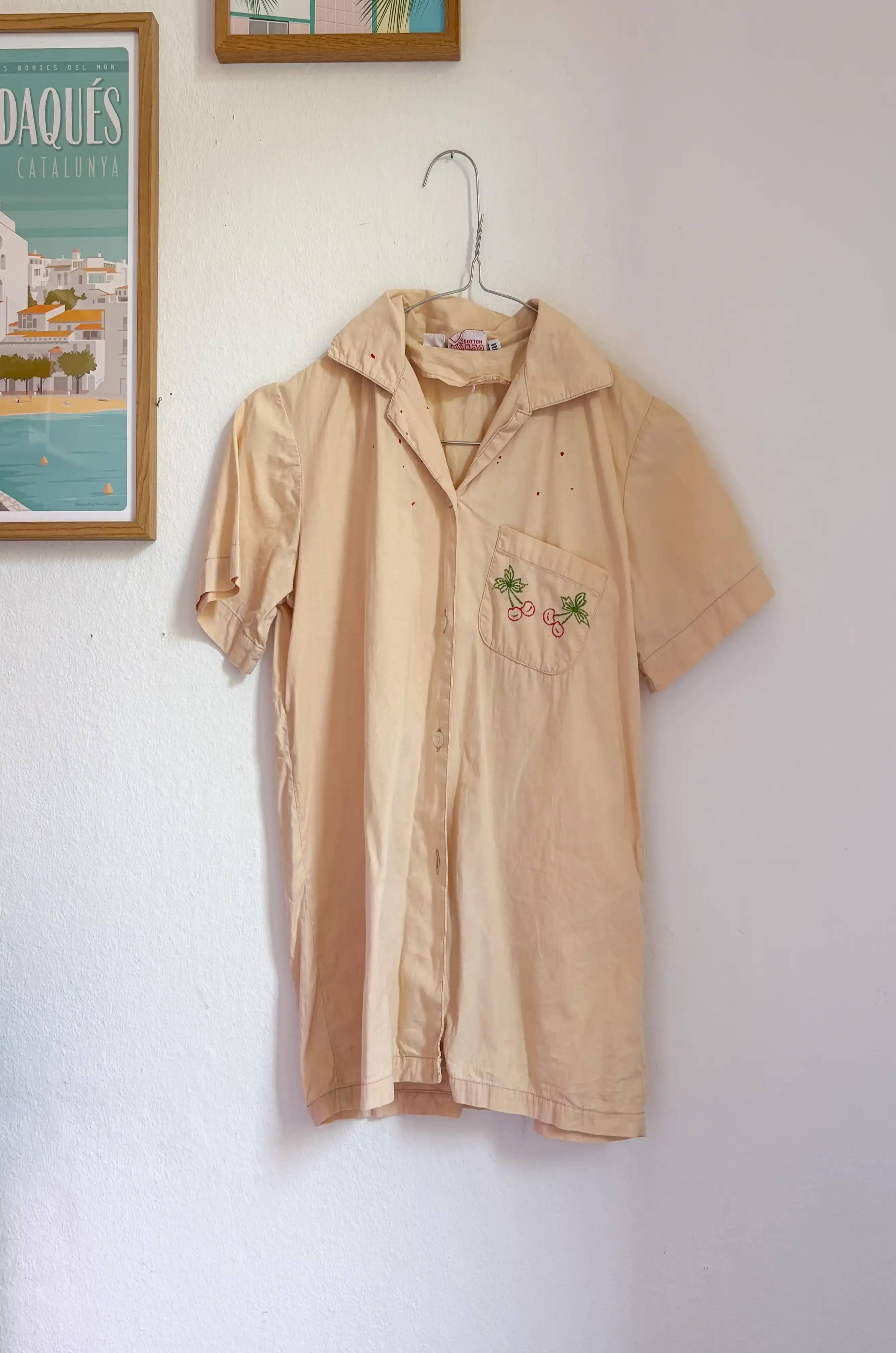 Chemisier cerises brodées