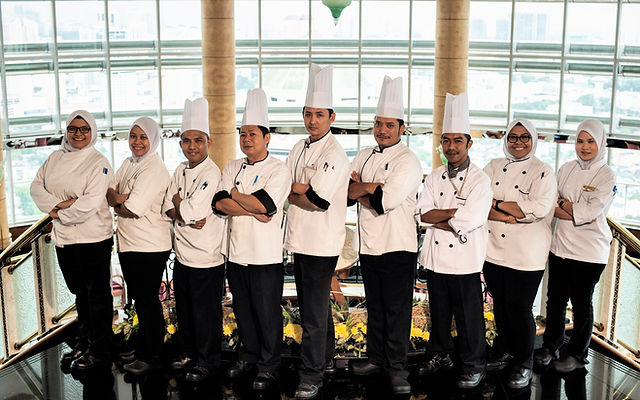 malaysian petroleum club dress code RamadhanBuffet2019 IFTAR at Malaysia Petroleum Club & you will get free  access to Sky Bridge KLCC | MYTRAVELLICIOUS