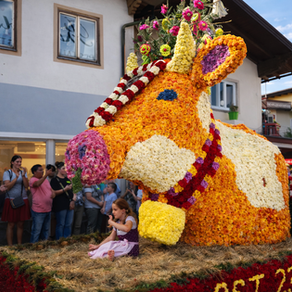 Blumencorso: το πιο χρωματιστό καλοκαιρινό φεστιβάλ των Άλπεων