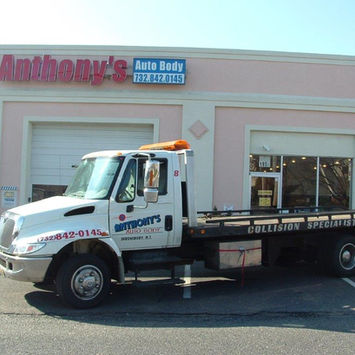 Anthony's Auto Body shop with tow truck in Shrewsbury and Toms River, NJ