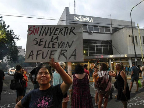 Tras las protestas populares, el Gobierno interviene Edesur