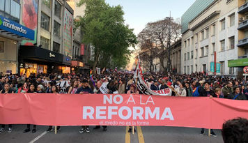 Masiva movilización en Uruguay contra la reforma de la derecha