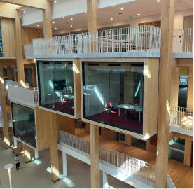 既存にCLT構造体を入れたリノベ建築