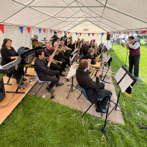 Band in marquee15.jpg