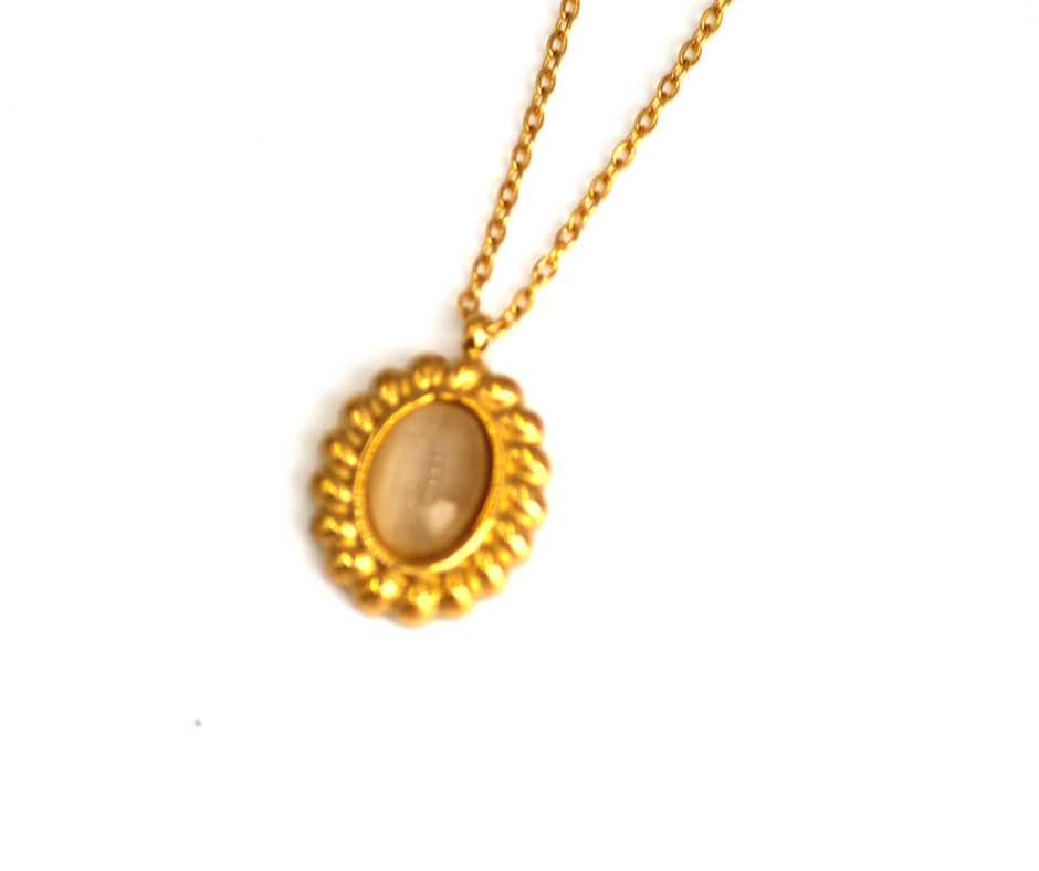 Miniature : Women Gold Necklace Set
