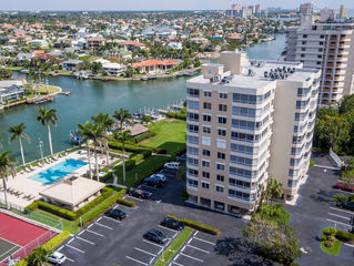 UNDER CONTRACT/ Price Reduction in Vanderbilt Landings, Unit 801, to $670,000.00