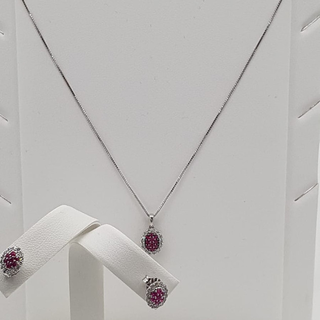 Parure collana ed orecchini oro 750 gr 4.26 - rubini 0.40 ct - diamanti 0.25 ct - EURO 420