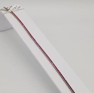 Bracciale tennis oro 750°/°°. Zaffiri rosa 1,80 carati. Euro 380
