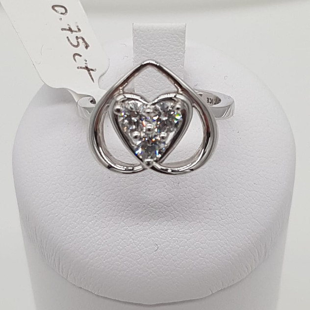 Anello oro 750°/oo - Diamanti 0,75 ct - Euro 1.350