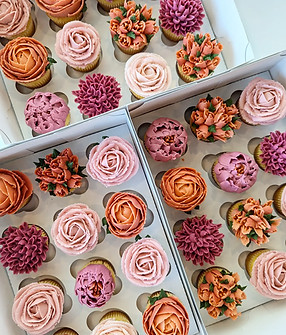 floral cupcakes2.jpg
